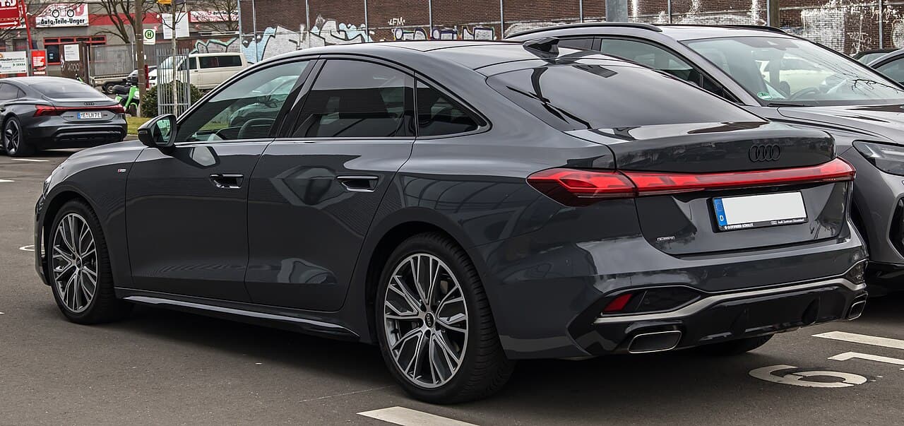 Audi A5, posteriore