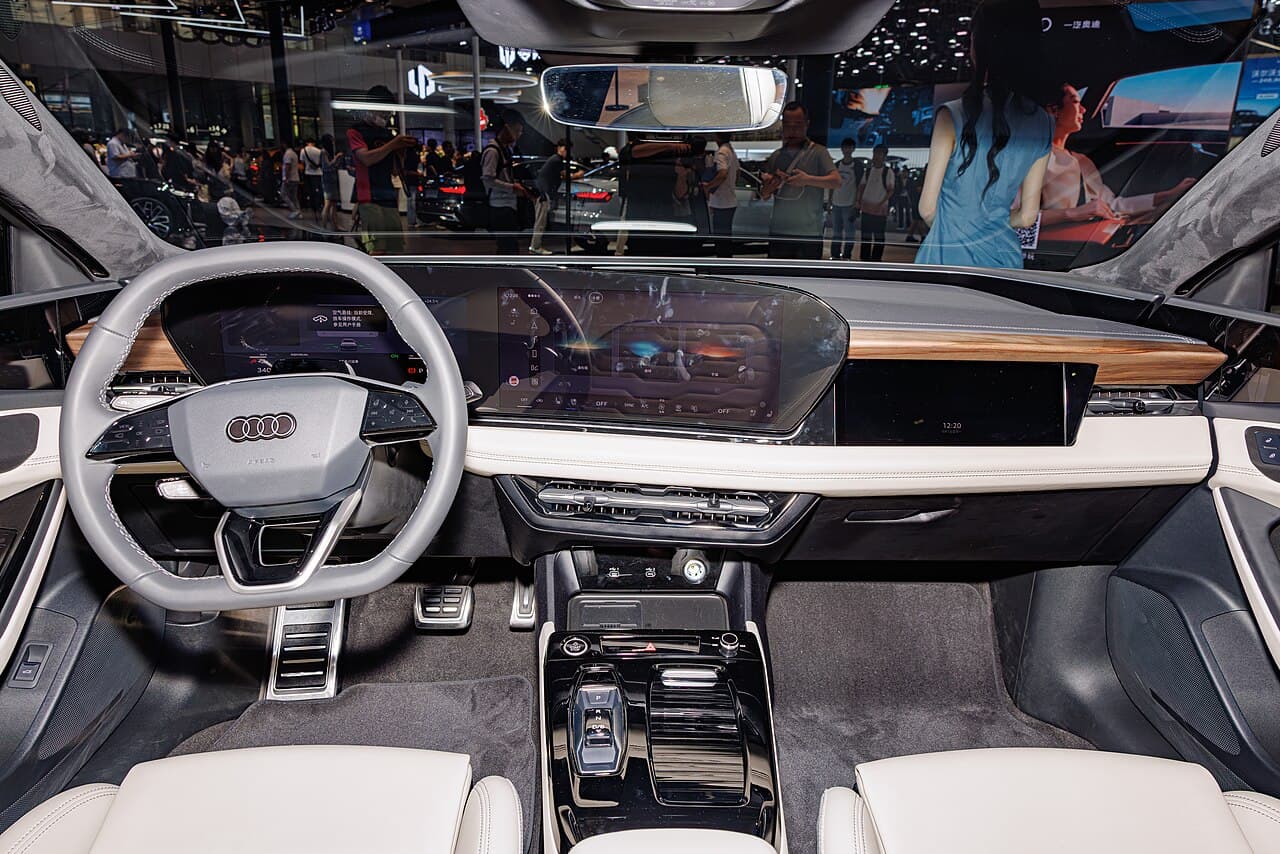 Audi A6 e-tron, interni