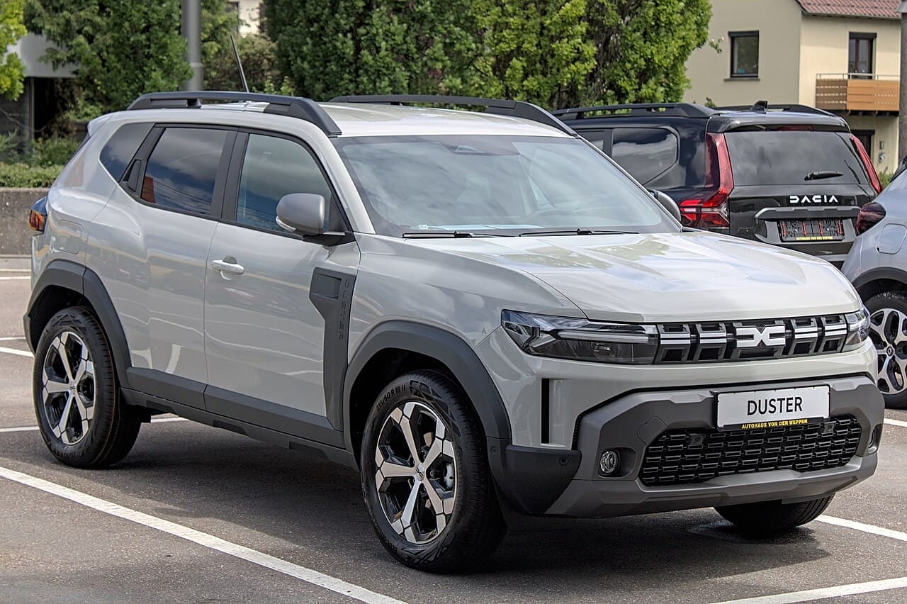 Dacia Duster, laterale