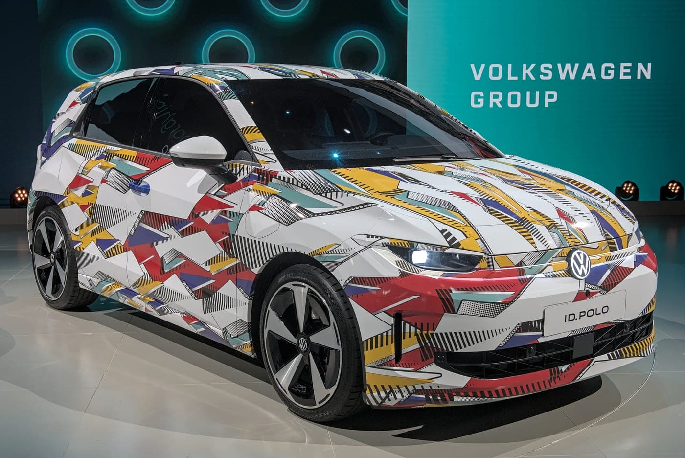 Volkswagen ID. Polo elettrica, utilitaria, vista di tre quarti anteriore
