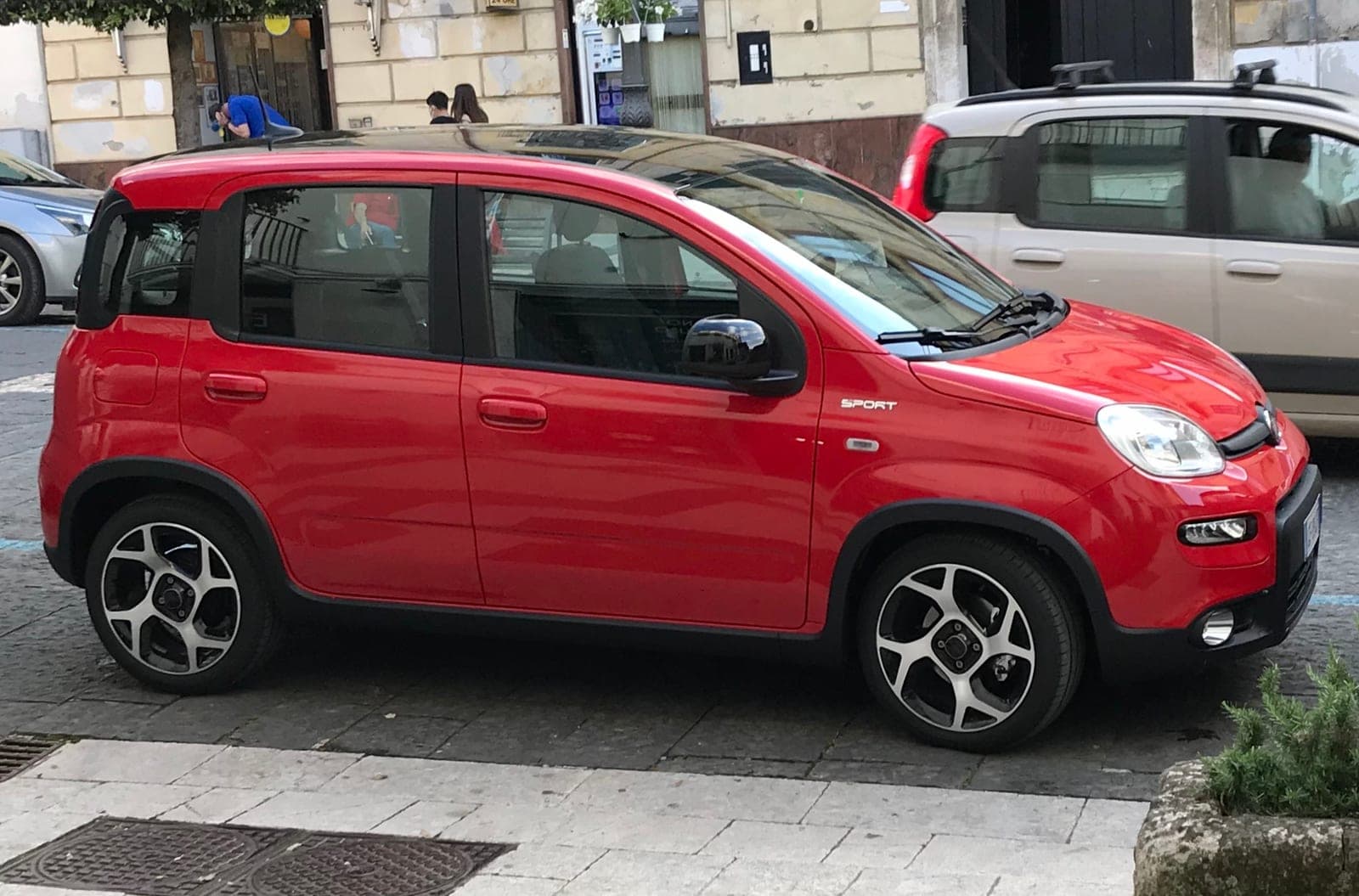 Fiat Panda Hybrid, vista di tre quarti
