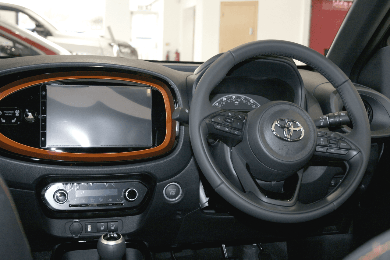 Toyota Aygo X, interni