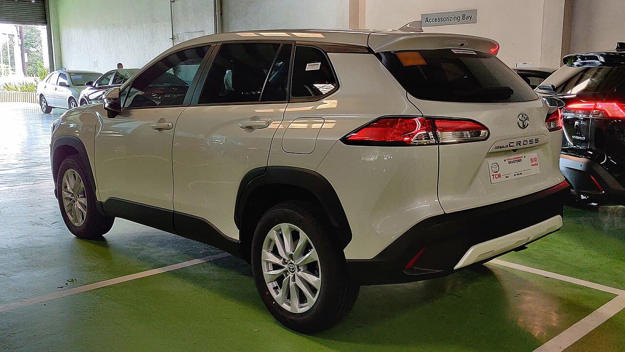 Toyota Corolla Cross, posteriore