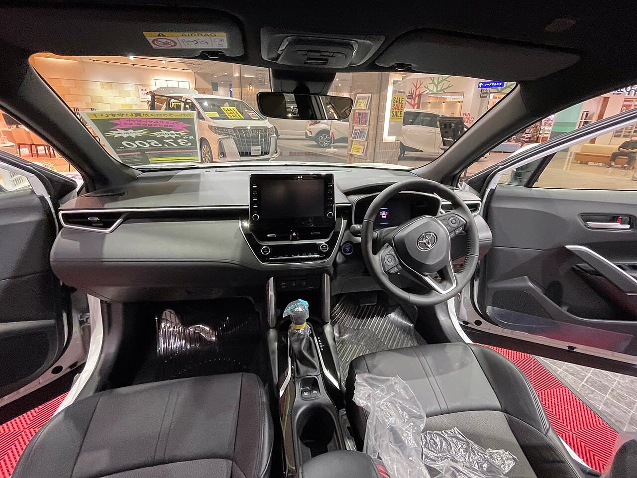 Toyota Corolla Cross, interni