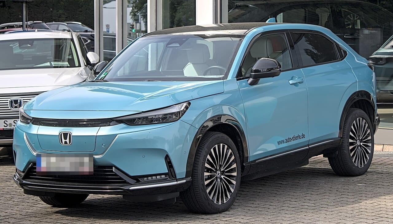 Honda e:Ny1, laterale