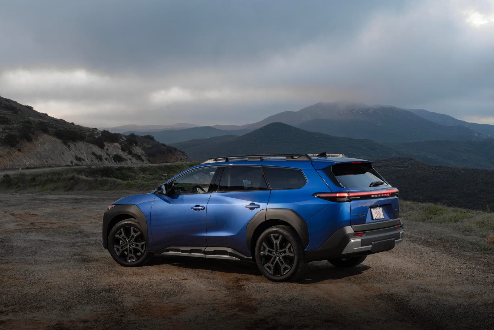 Subaru E-Outback, vista posteriore
