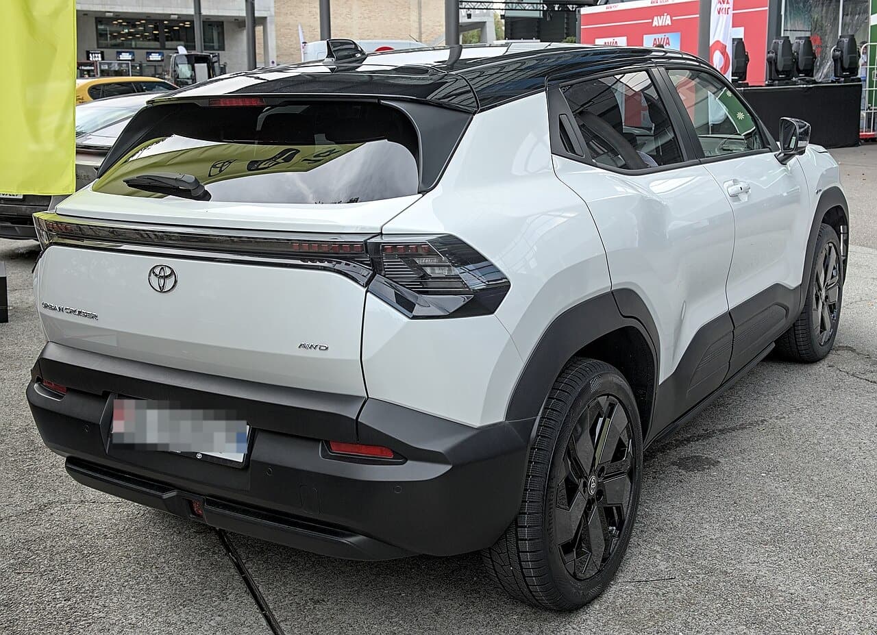 Toyota Urban Cruiser, posteriore