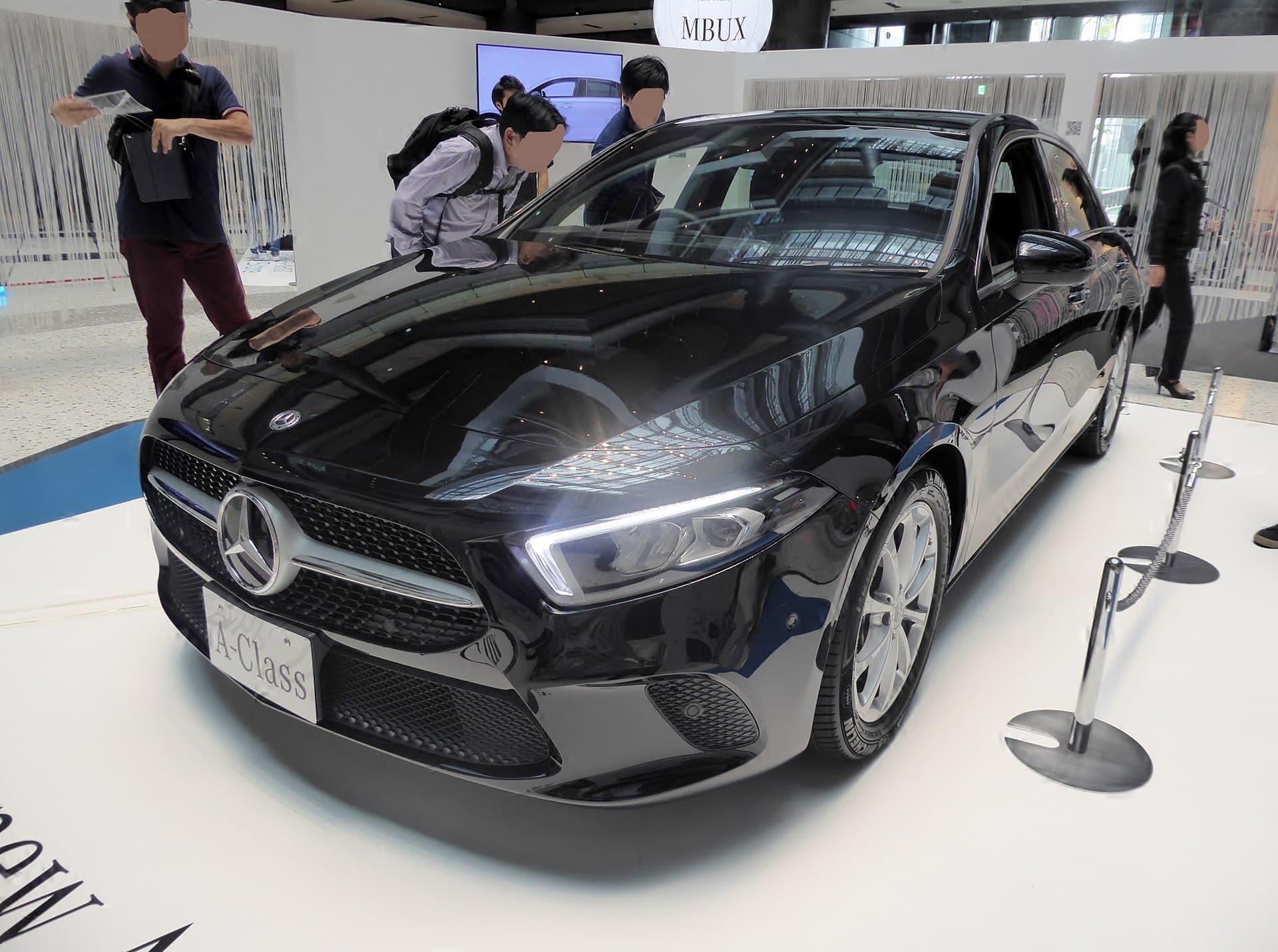 Mercedes Classe A (W177) nera vista frontale