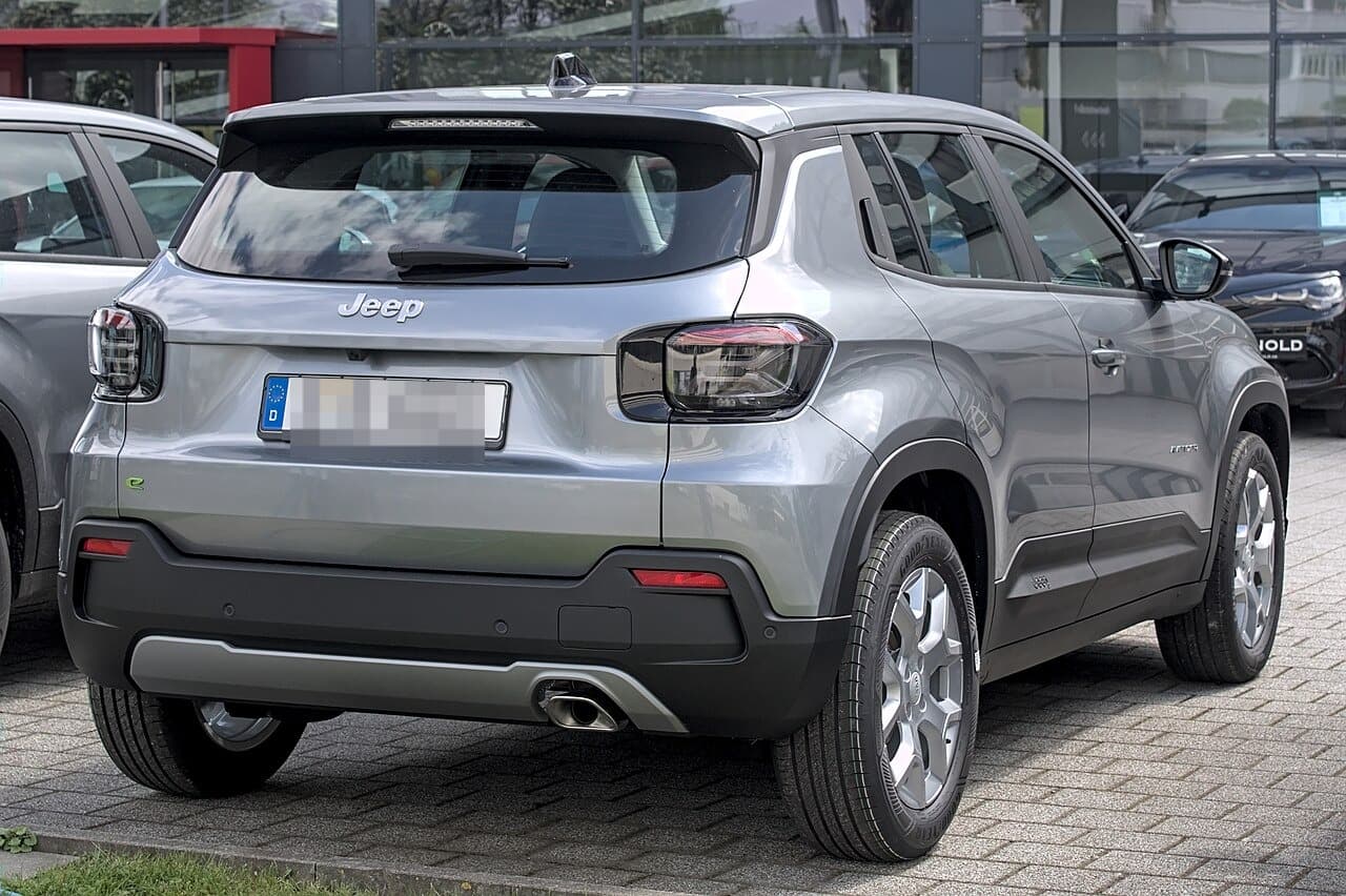 Jeep Avenger, laterale