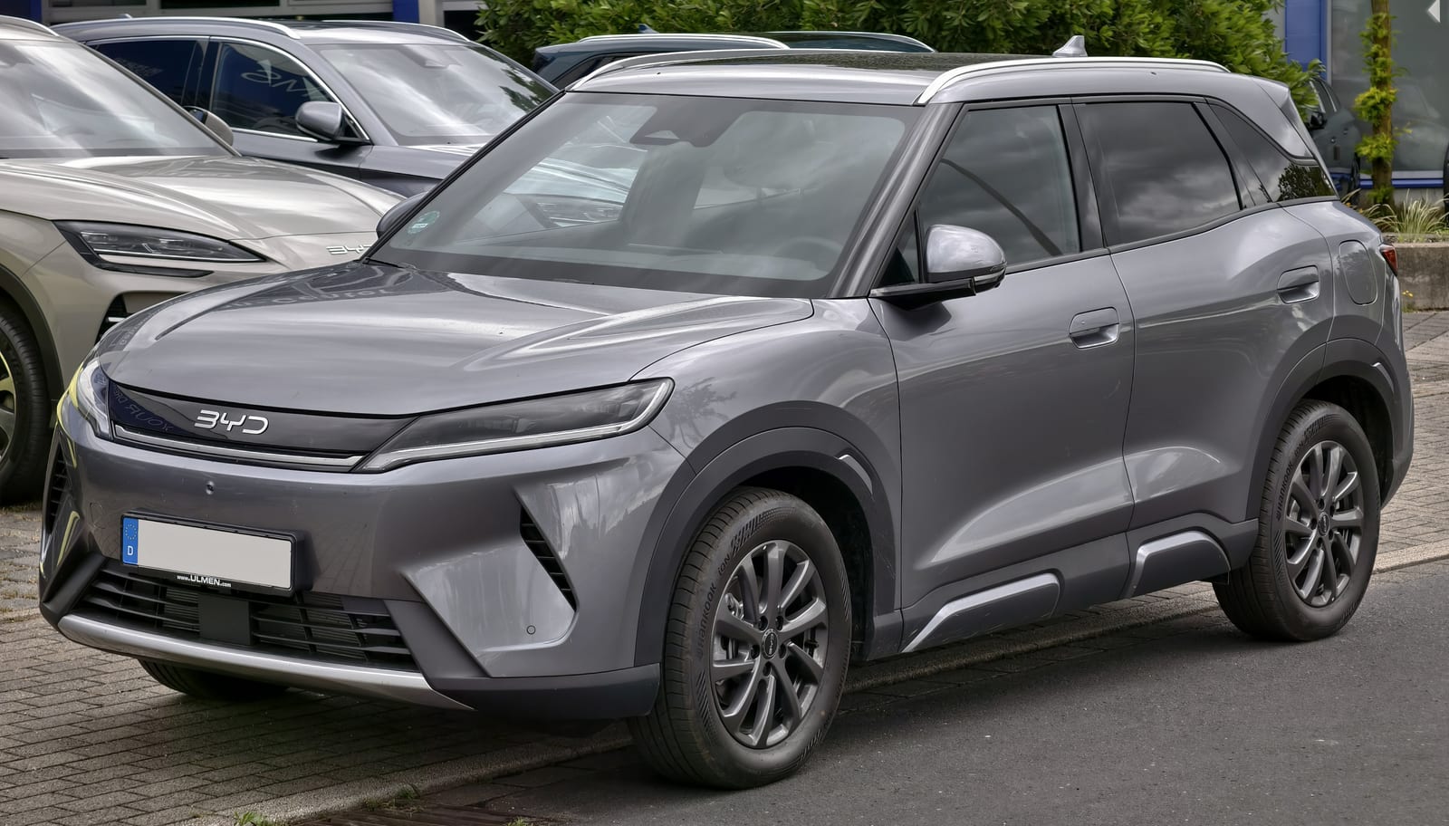 BYD Atto 2 DM-i, vista anteriore