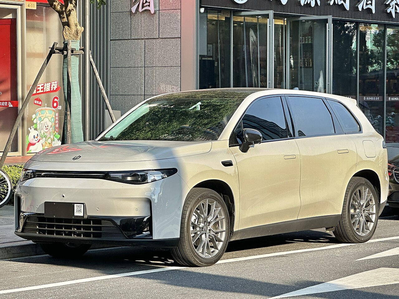 Leapmotor C10, laterale