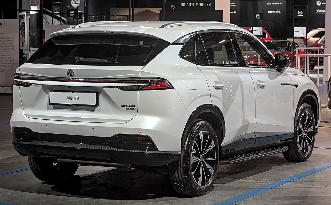 MG HS PHEV, posteriore tre quarti