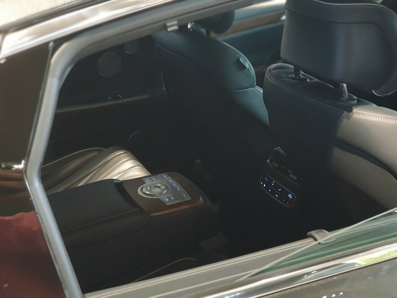 Genesis Electrified G80, interni