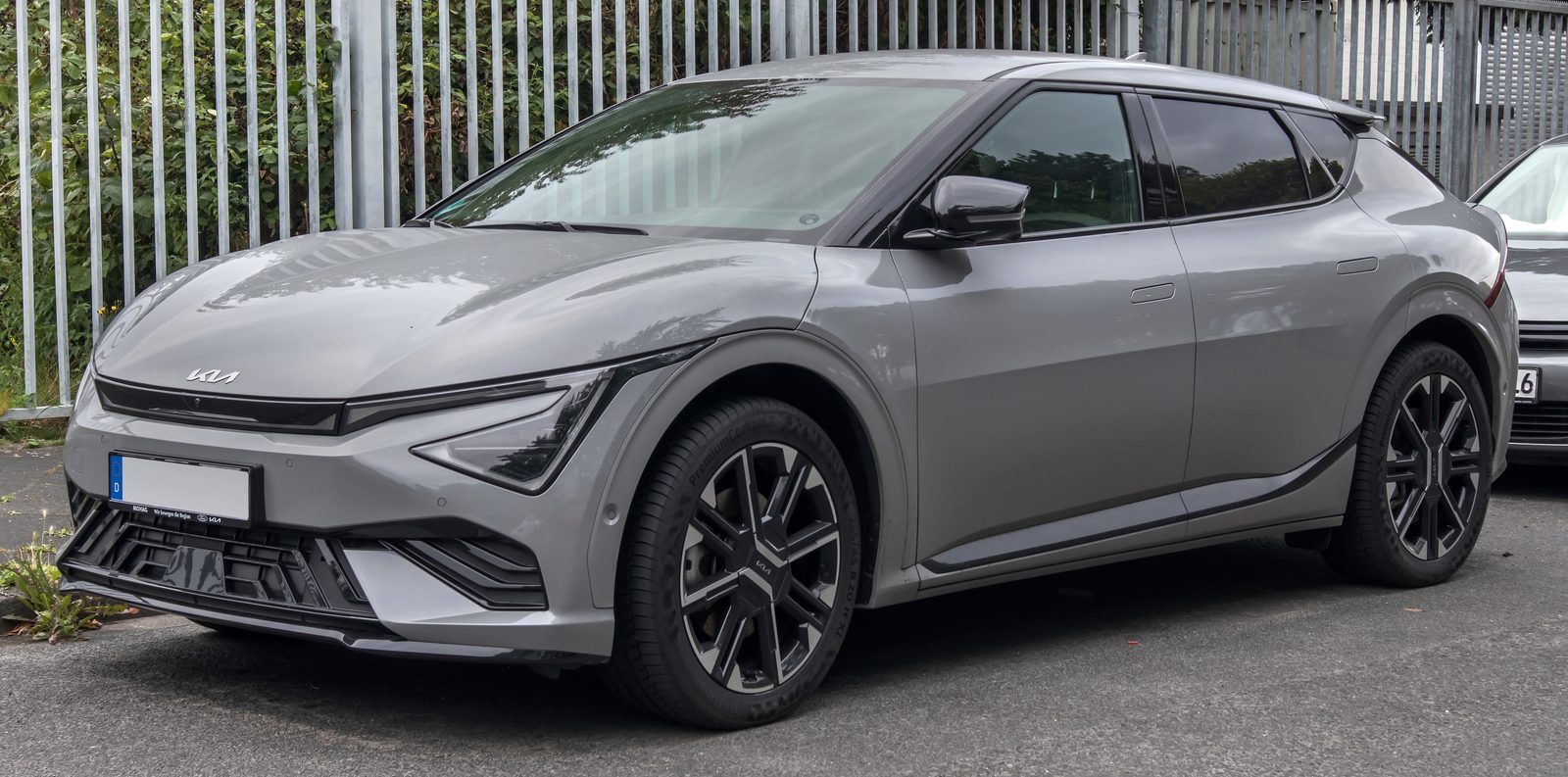 Kia EV6 GT-Line restyling, vista di tre quarti anteriore