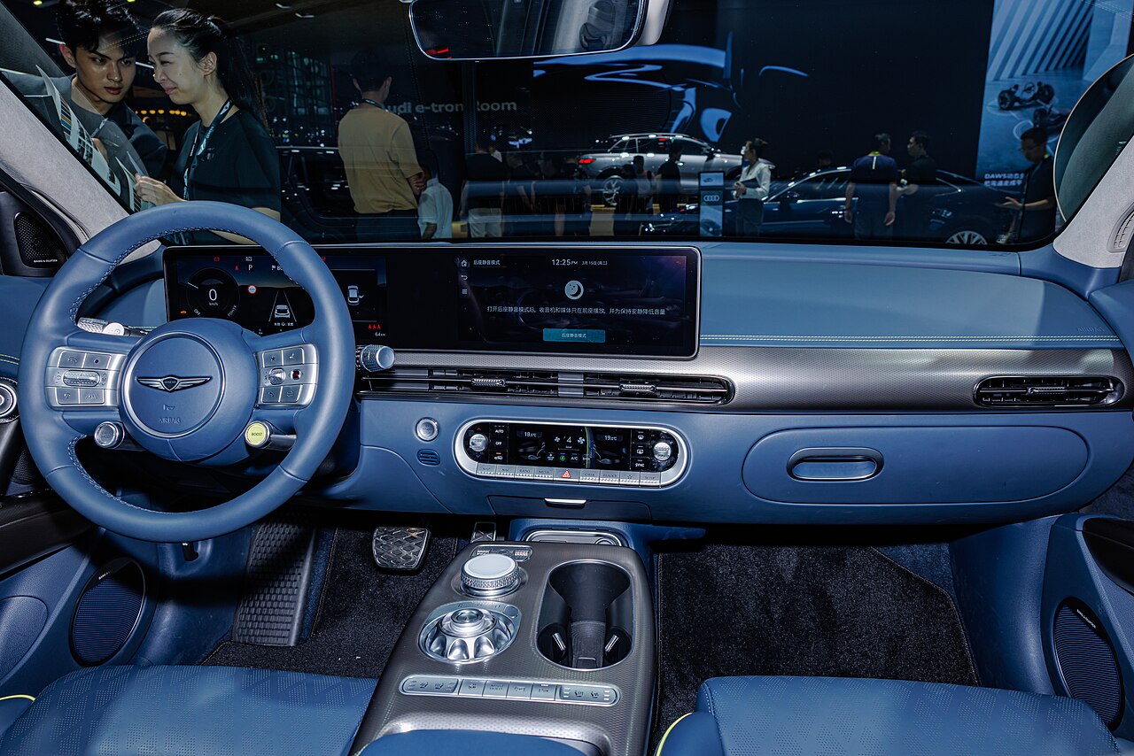 Genesis GV60, interni