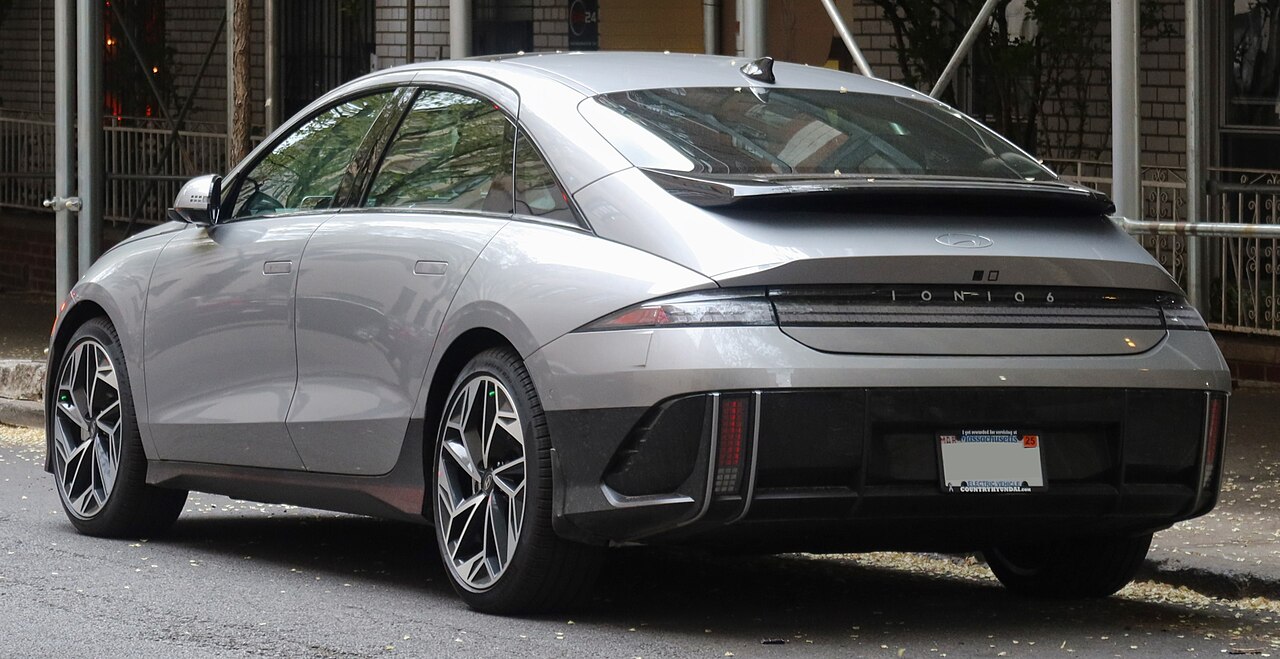 Hyundai IONIQ 6, posteriore