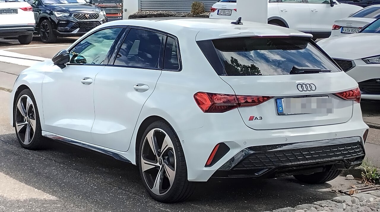 Audi A3, posteriore