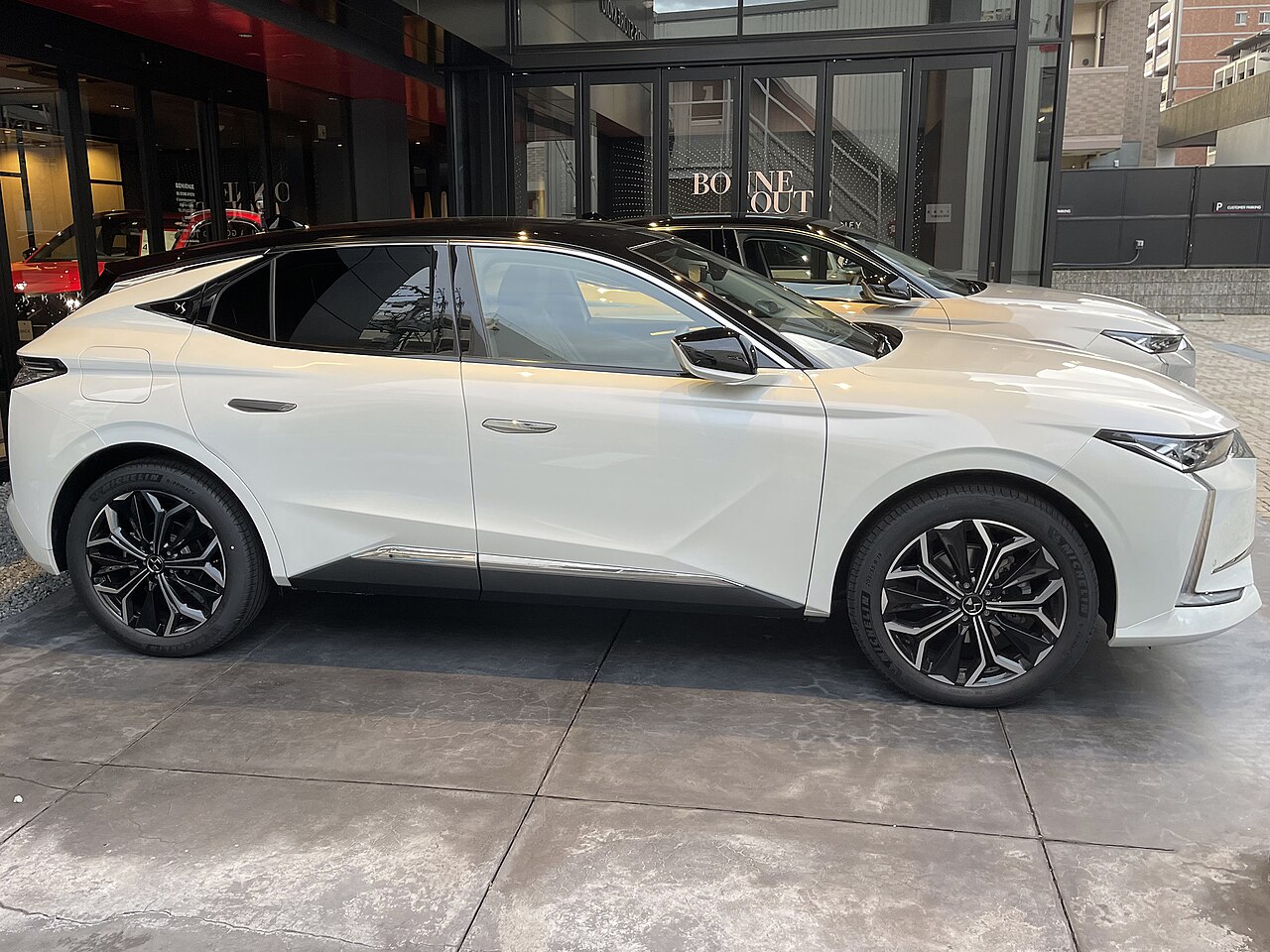 DS 4, laterale