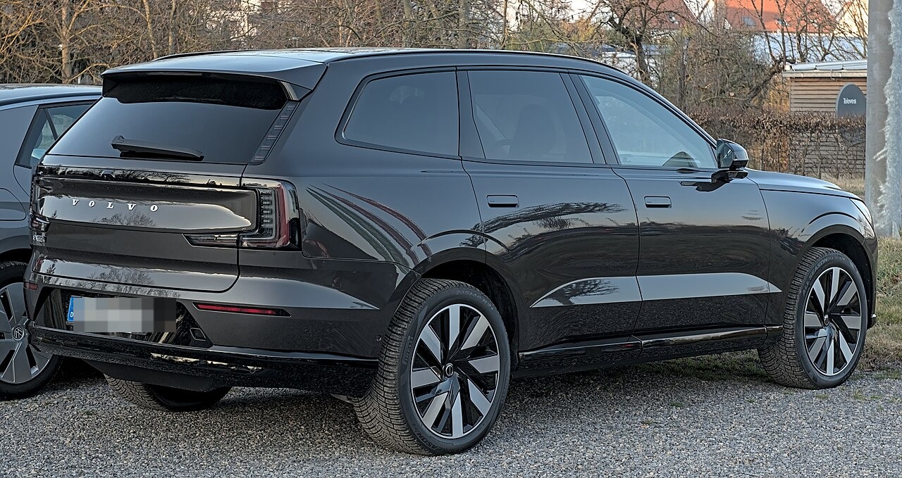 Volvo EX90, laterale