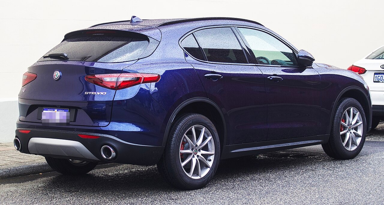 Alfa Romeo Stelvio, posteriore