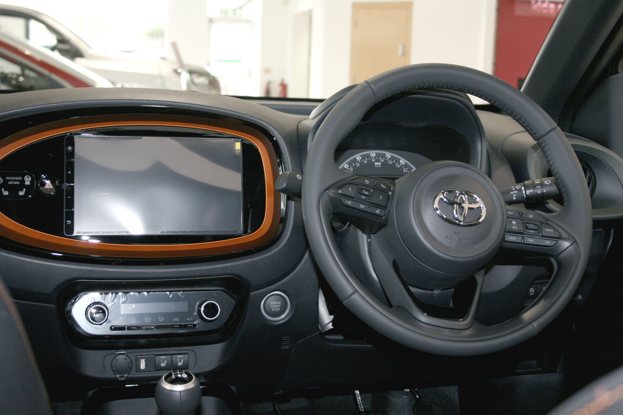 Toyota Aygo X, interni