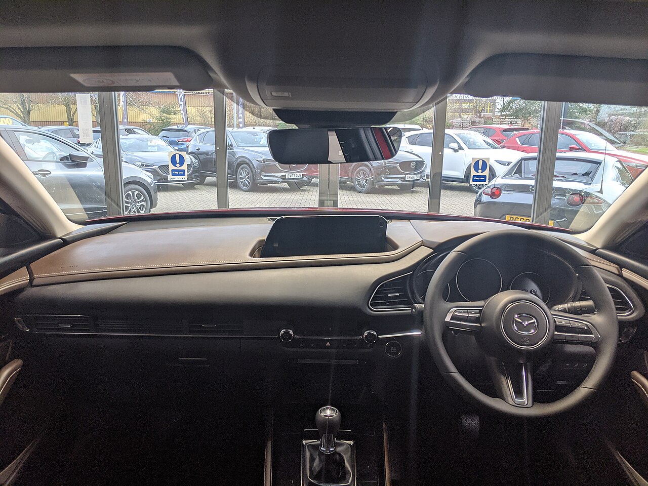 Mazda CX-30, interni
