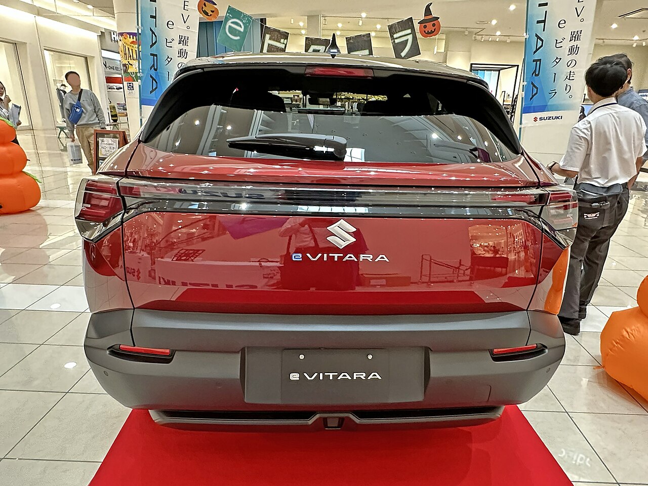 Suzuki e Vitara, posteriore