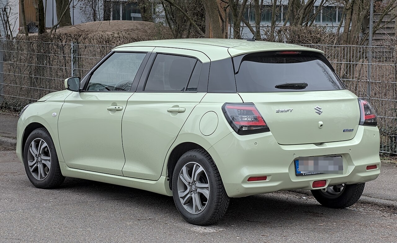 Suzuki Swift, laterale