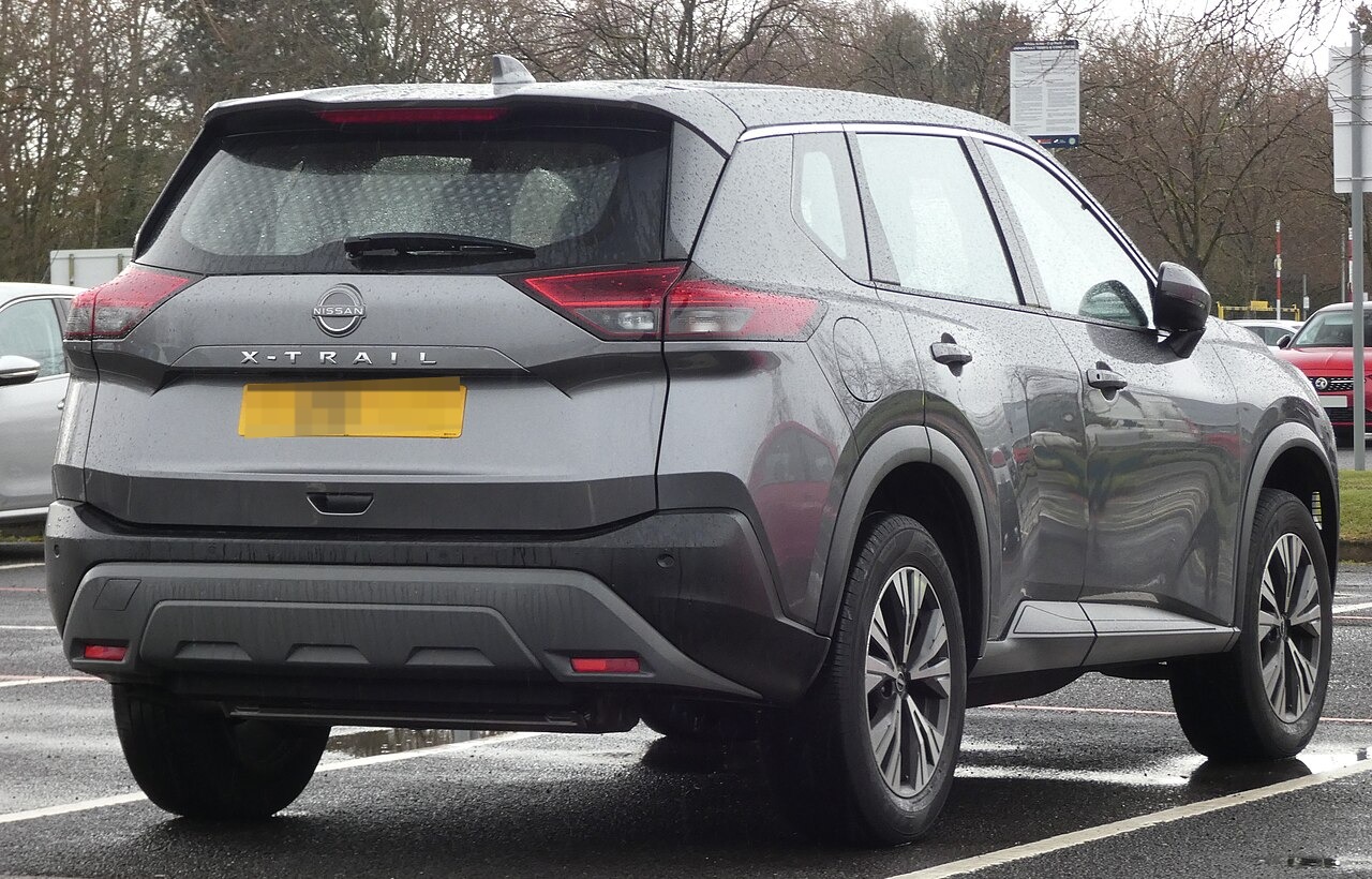 Nissan X-Trail, posteriore