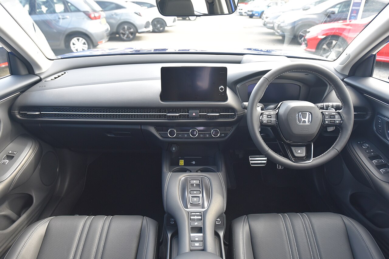 Honda ZR-V e:HEV, interni