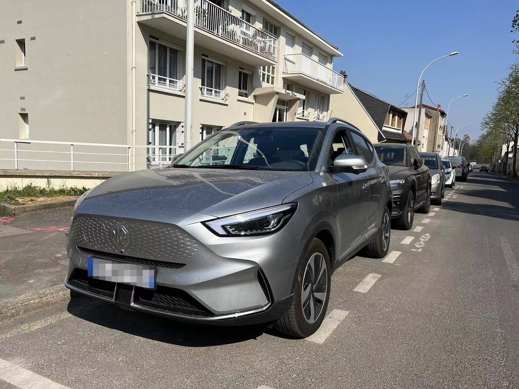 MG ZS EV, vista di tre quarti anteriore: un marchio cinese (gruppo SAIC) ormai diffuso in Europa
