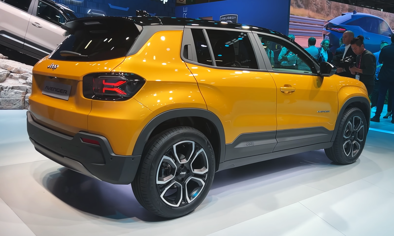 Jeep Avenger, posteriore