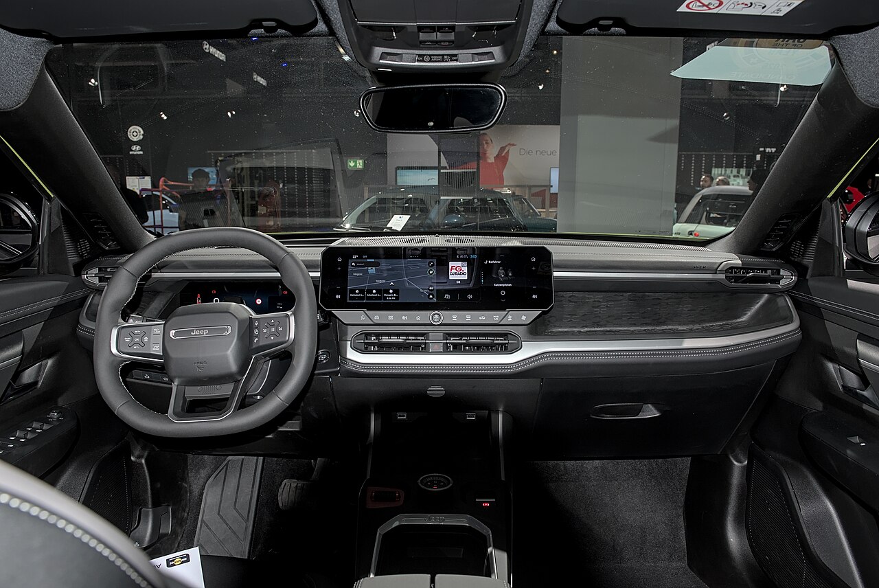 Jeep Compass Elettrica, interni