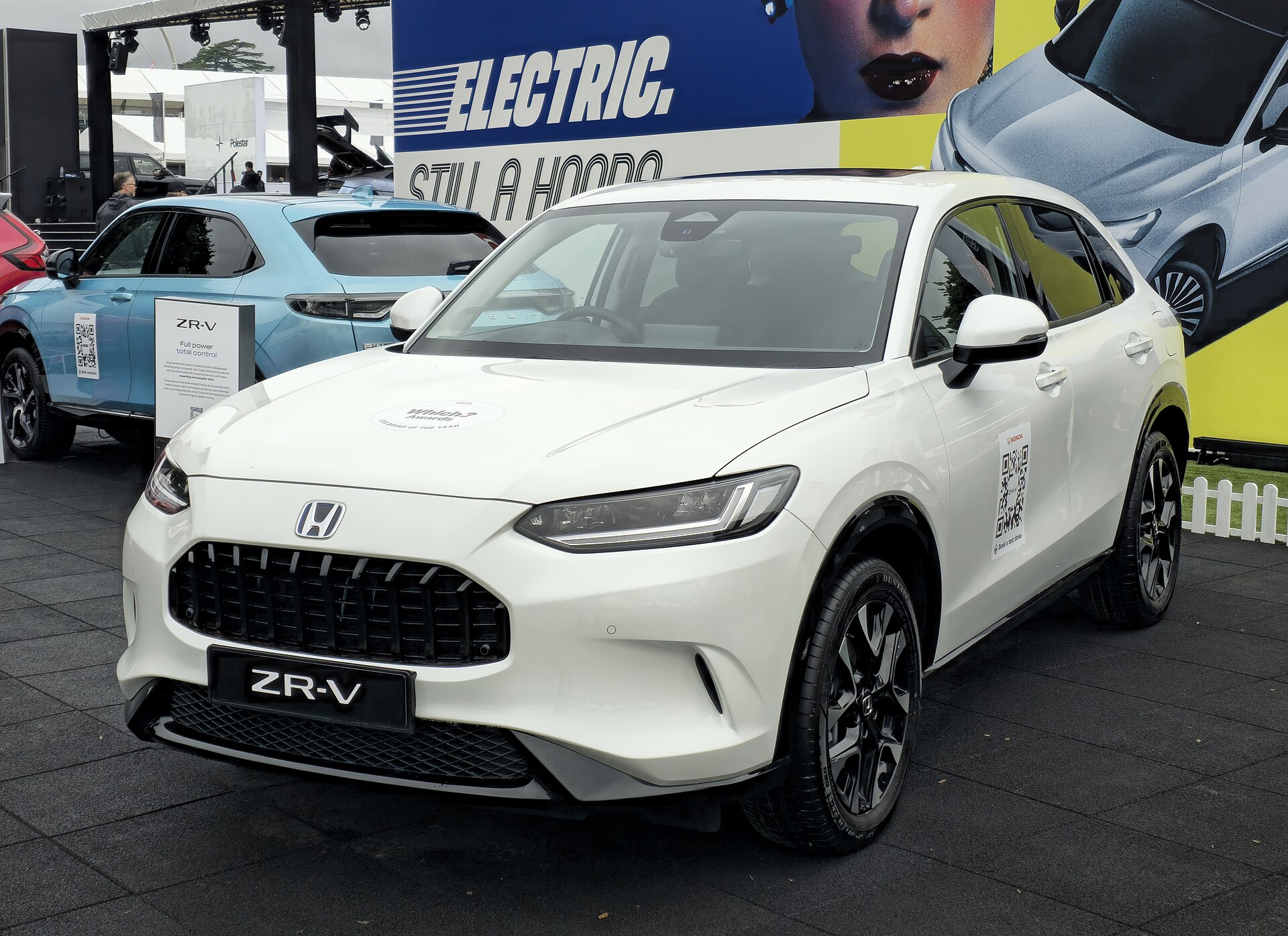 Honda ZR-V vista di tre quarti anteriore
